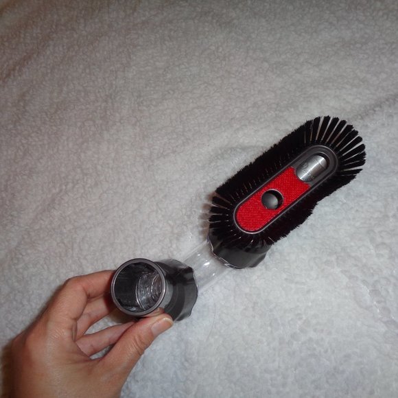 DYSON Attachment Multi Angle Brush Vacuum Tool New - Picture 3 of 3